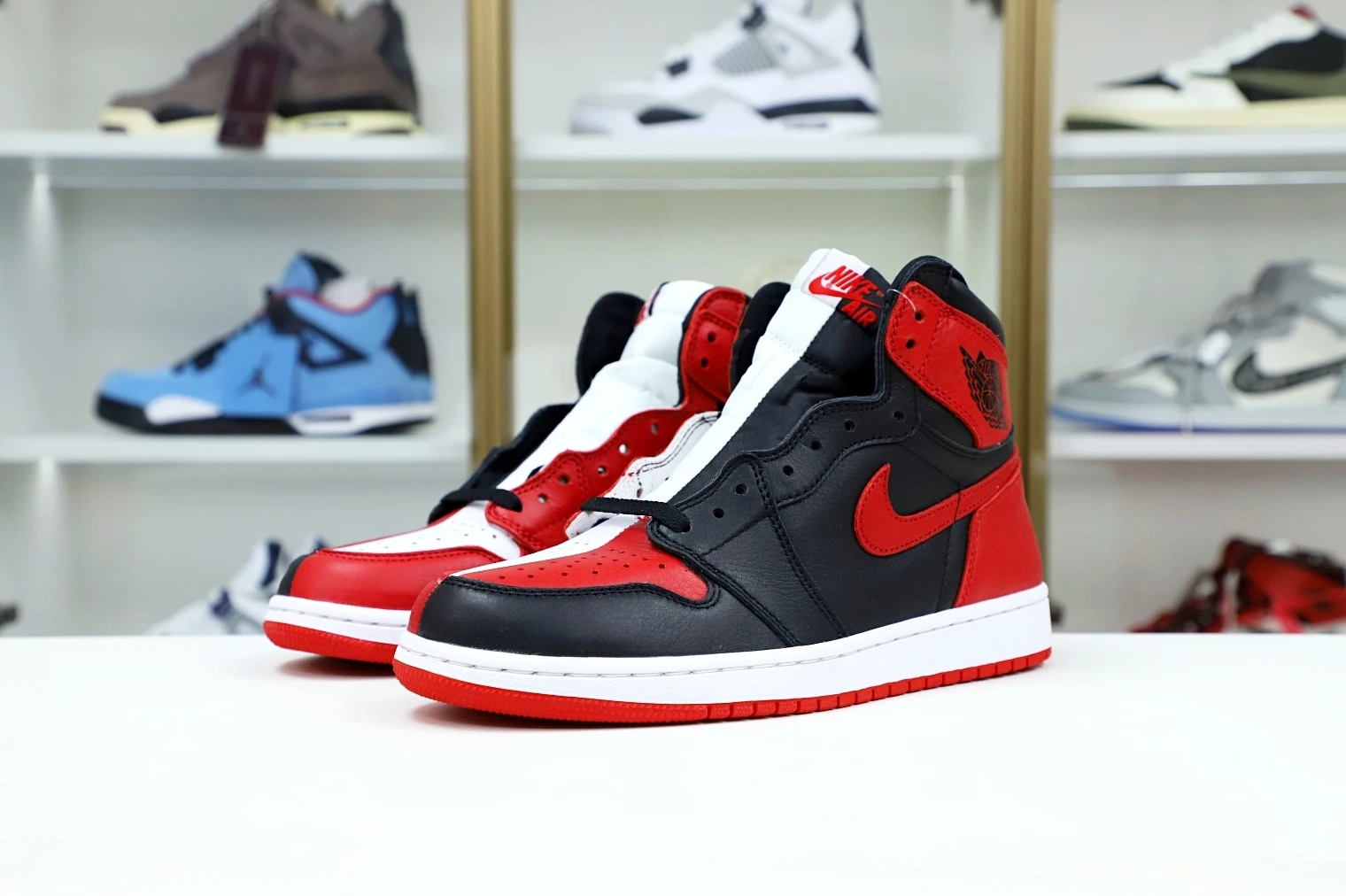 'HOMAGE NRG Kimikick HIGH RETRO OG TO 1919 JORDAN 1 AIR EXCLUSIVE CHICAGO HOME' ModernLook 0601